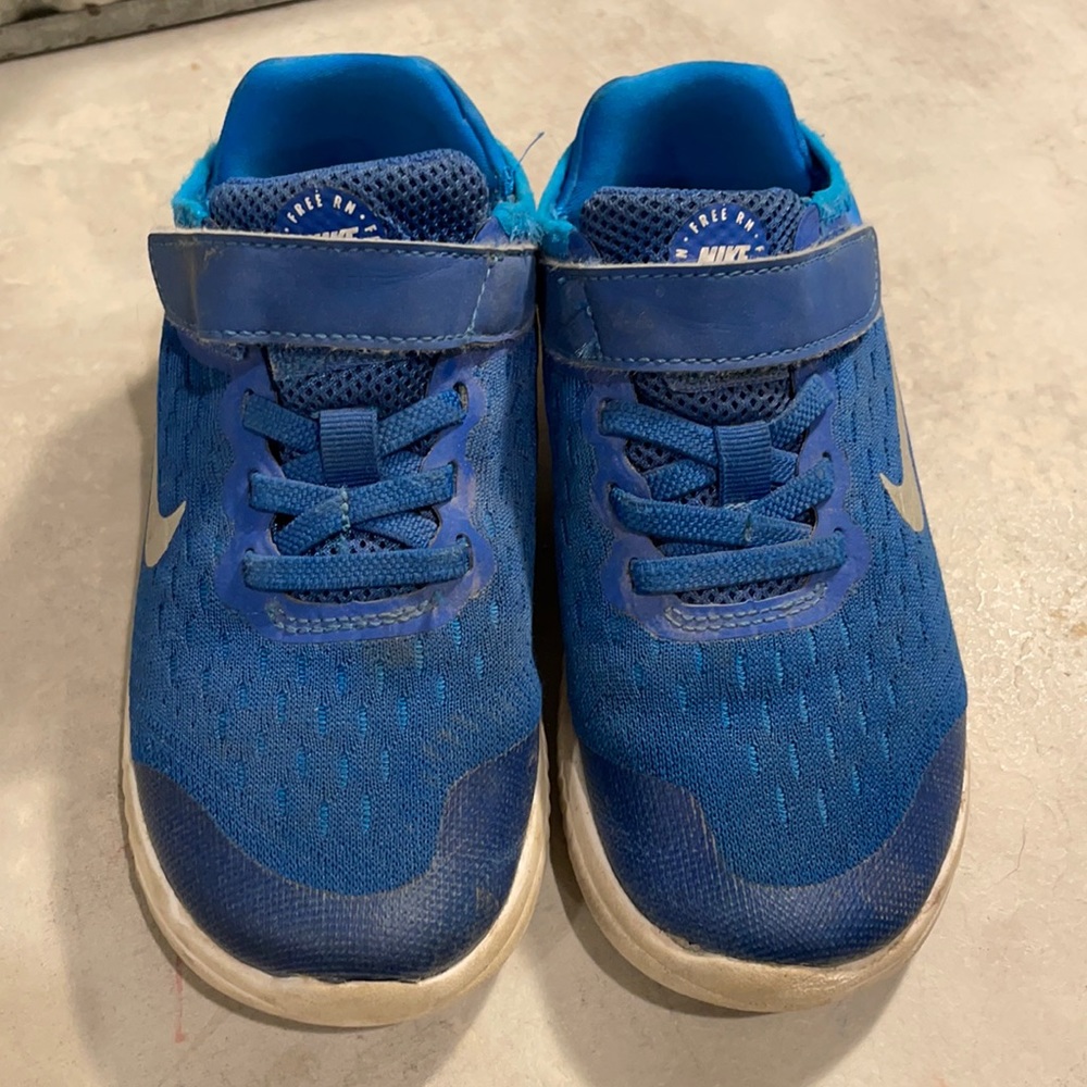 Nike Free RN toddler boys sneaker, size 12C